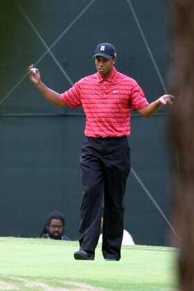 Eldrick Tiger Woods (USA) ratlos - (Icon914328) Golf Herren US Open 2005, PGA Tour, Golfen Einzelbild Pinehurst Enttäuschung, EDITORIAL USE ONLY