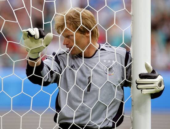 Torwart Oliver Kahn (Deutschland) enttäuscht Fußball Länderspiel Herren Confederations Cup 2005, Confederationscup, Konföderationencup, Konföderationen, Länderspiel Einzelbild Leipzig Enttäuschung,