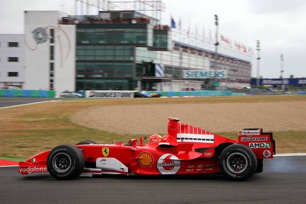 Michael Schumacher (Deutschland Ferrari) in seinem Boliden Motorsport Herren Großer Preis von Frankreich 2005, Formel 1 Weltmeisterschaft, F1, F, GP, WM, Qualifying Einzelbild Circuit de Nevers Magny Cours