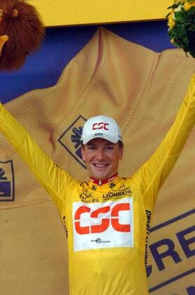 Etappensieger David Zabriskie (USA CSC) jubelt im Gelben Trikot und ist erster Spitzenreiter der Tour 2005 -  Radsport Herren Tour de France 2005, ProTour, Straßenradsport, Straße, Rad, Zeitfahren, Einzelzeitfahren, Einzelbild 1. Etappe: Fromentine - Ile de Noirmoutier Freude,