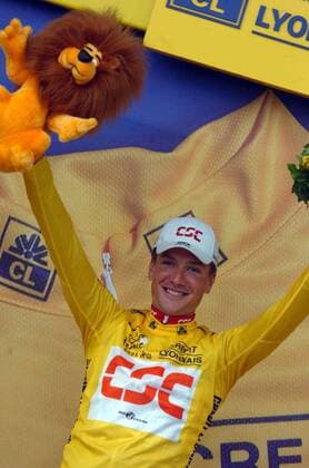 Etappensieger David Zabriskie (USA CSC) jubelt im Gelben Trikot und ist erster Spitzenreiter der Tour 2005 -  Radsport Herren Tour de France 2005, ProTour, Straßenradsport, Straße, Rad, Zeitfahren, Einzelzeitfahren, Einzelbild 1. Etappe: Fromentine - Ile de Noirmoutier Freude,