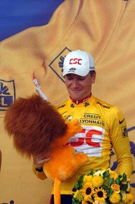 Etappensieger David Zabriskie (USA CSC) im Gelben Trikot, der Etappensieger ist erster Spitzenreiter der Tour 2005 -  Radsport Herren Tour de France 2005, ProTour, Straßenradsport, Straße, Rad, Zeitfahren, Einzelzeitfahren, Einzelbild 1. Etappe: Fromentine - Ile de Noirmoutier