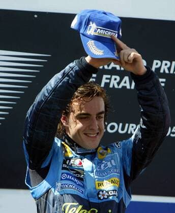Sieger Fernando Alonso (Spanien Renault) Motorsport Grand Prix Herren Großer Preis von Frankreich 2005, Formel 1 Weltmeisterschaft, F1, F, GP, WM, Vdig Einzelbild Circuit de Nevers Magny Cours Freude,