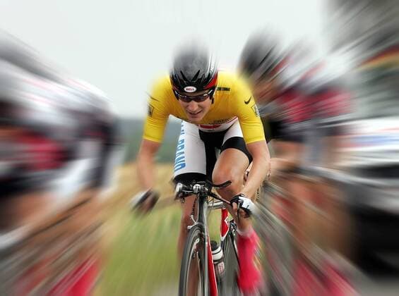 David Zabriskie (USA CSC) im gelben Trikot des Gesamtführenden - Mannschaftszeitfahren Radsport Herren Tour de France 2005, ProTour, Straßenradsport, Straße, Rad, Zeitfahren, Vdig Einzelbild 4. Etappe: Tours - Blois
