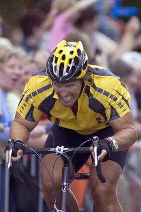 Schauspieler Ralf Möller (Deutschland) auf einem Rennrad Radsport Herren ARD Startour 2005 Einzelbild Karlsruhe