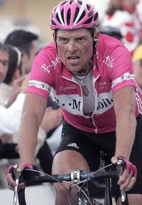 Jan Ullrich (Deutschland T Mobile) erschöpft Radsport Herren Tour de France 2005, ProTour, Straßenradsport, Straße, Rad, Vdig Einzelbild 10. Etappe: Grenoble - Courchevel Erschöpfung,