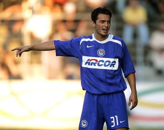 Ante Covic (Hertha) gibt Anweisungen Fußball 1. BL Herren Saison 2005 2006, Saisonvorbereitung, Vorbereitung, Test, Testspiel, Hertha BSC Berlin Einzelbild St. Gallen