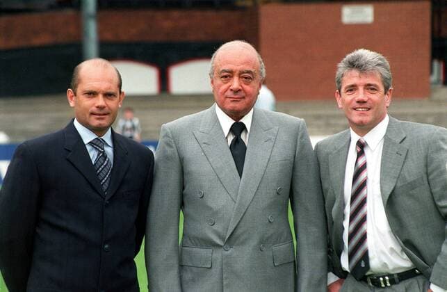 Fußball, Trainerhistorie FC Fulham von 1904 bis heute Präsident Mohamed Al Fayed (Ägypten, Mitte) präsentiert den neuen Trainer Ray Wilkins (li.) und den neuen Geschäftsführer Kevin Keegan (beide England alle Fulham) -  Fußball Herren English First Division 1997 1998, 2. Englische Liga, FC Fulham Gruppe London