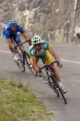 Oscar Pereiro Sio (Spanien Phonak, vorn) und Eddy Mazzoleni (Italien Lampre Caffita) während der Abfahrt - , Radsport Herren Tour de France 2005, ProTour, Straßenradsport, Straße, Rad Gruppe 16. Etappe: Mourenx - Pau