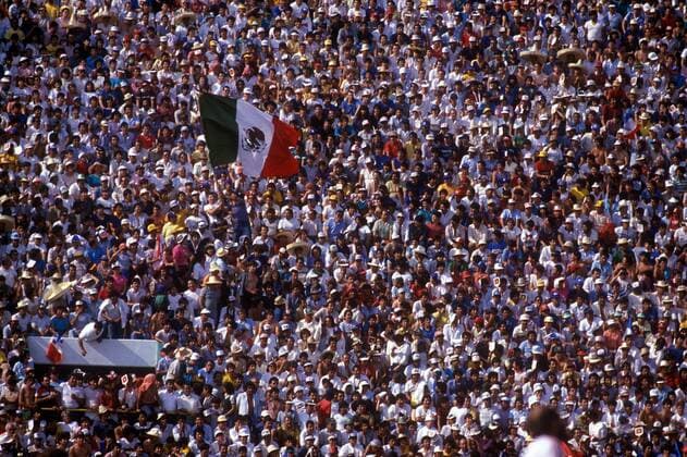 Mexikanische Fans bei einem Vorrundenspiel der Gruppe C Fußball WM Herren Weltmeisterschaft 1986, Länderspiel, Nationalmannschaft, Nationalteam, Gruppe C, Vdia Totale Mexiko, Mexico, mexikanischer Leon