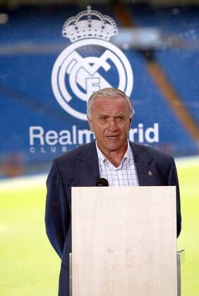 Jose Emilio Santamaria (Real Madrid) hält eine Rede -  Fußball Herren Primera Division 2005 2006, 1. Spanische Liga, Real Madrid CF Einzelbild Madrid