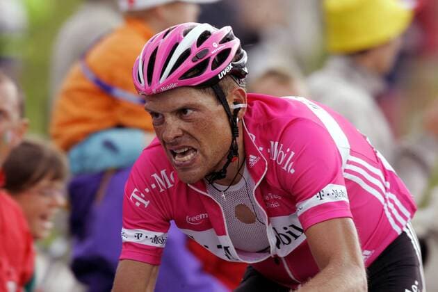 Jan Ullrich (Deutschland T Mobile) - Einzelzeitfahren Radsport Herren Tour de France 2005, ProTour, Straßenradsport, Straße, Rad, Einzelzeitfahren, Zeitfahren, Vdig Einzelbild 1. Etappe: Fromentine - Ile de Noirmoutier Kampf, Anstrengung,