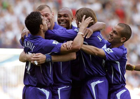 Torjubel Everton - v.li.: Tim Cahill, Duncan Ferguson, Torschütze Marcus Bent, Kevin Kilbane und Leon Osman -  Fußball Herren English Premier League 2005 2006, 1. Englische Liga, FC Everton Gruppe Bolton Freude, Begeisterung,