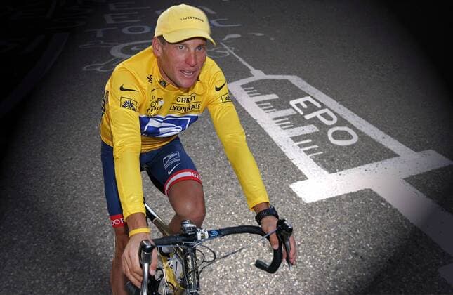 Lance Armstrong (USA US Postal Service) in einer Fotomontage nach dem sich der Vorwurf des Blutdopings durch EPO bei seinem Toursieg 1999 erhärtet hat - Auf der Straße nach Alpe d Huez die aufgemalte Spritze mit der verbotenen Substanz Radsport Herren Torr de France 2004, Straßenradspor, Straße, Rad Einzelbild o0 Montage