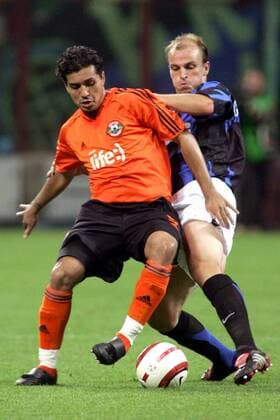 Matuzalem (Donetsk, li.) gegen Esteban Cambiasso (Inter) Fußball Herren Champions League Qualifikation 2005 2006, FC Internazionale Mailand - Shakthar Donezk 1:1, Vdig Gruppe Mailand Dynamik,