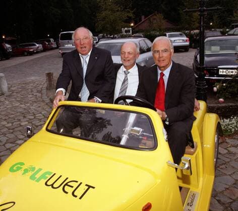 RBU Charity Golfturnier, v. re.: Initiator Franz Beckenbauer, RBU Chef Reinhard Böker und Uwe Seeler (alle Deutschland) Golf Herren RBU Charity Golfturnier von Franz Beckenbauers Stiftung 2005, Golf, Fußball, Wohltätigkeit, Benefiz Gruppe St. Leon Rot