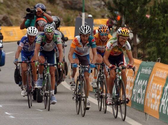 V.li.: Juan Miguel Mercado (Quick Step), Carlos Garcia Quesada (Comunidad Valenciana), Roberto Heras (Liberty Seguros alle Spanien), Denis Menchov (Rußland Rabobank) und Francisco Mancebo Perez (Spanien Illes Balears) -  Radsport Herren Vuelta a Espana 2005, Spanienrundfahrt, ProTour, Straßenradsport, Straße, Rad, Vdig Gruppe 10 Etappe: La Vall d En Bas - Ordino Arcalis