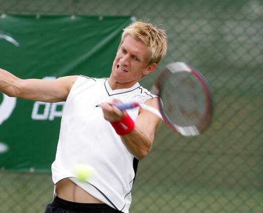 Jarkko Nieminen (Finnland) - Vorhand -  Tennis Herren China Open 2005, ATP Tour, Training Einzelbild IMC20050912c01 Peking Beijing Dynamik,