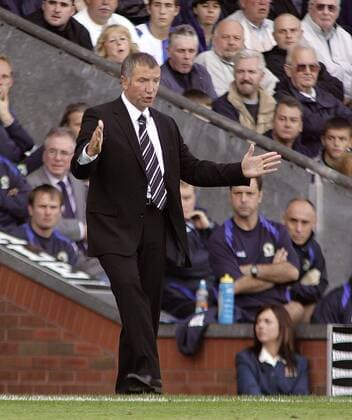 Trainer Graeme Souness (Newcastle) - EDITORIAL USE ONLY. No use with unauthorised audio, video, data, fixture lists, club league logos or live services. Online in-match use limited to 120 images, no video emulation. No use in betting, games or single club league player publications. Fußball Herren English Premier League 2005 2006, 1. Englische Liga, Newcastle United Einzelbild Blackburn