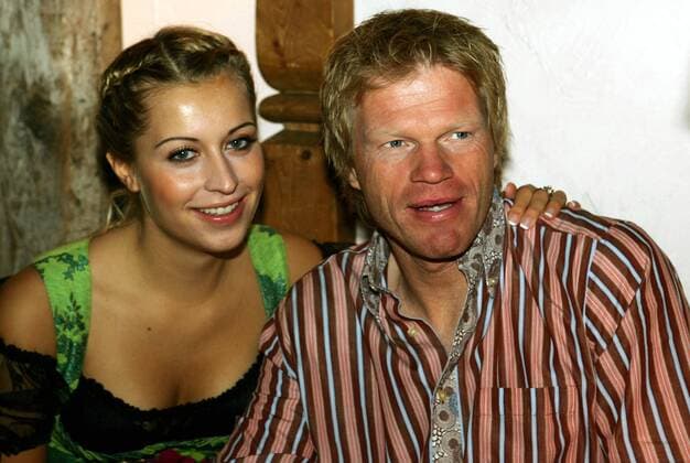 Torwart Oliver Kahn (Bayern) und Freundin Verena Kerth auf dem Münchner Oktoberfest 2005 Fußball 1. BL Herren Saison 2005 2006, FC Bayern München, Wiesen, Wiesn, Münchener Oktoberfest Gruppe München