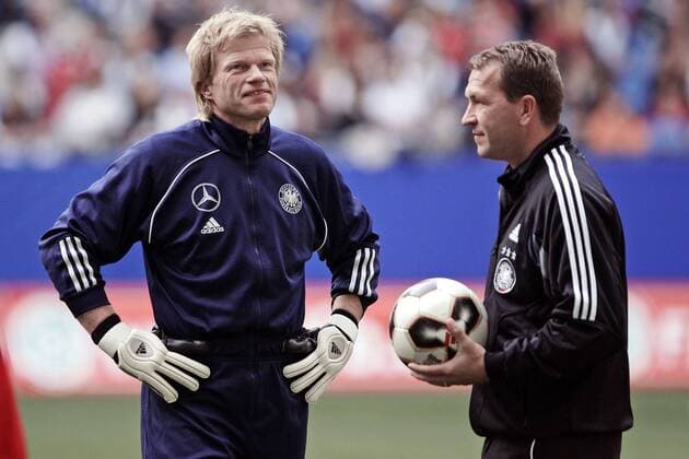 Torwart Oliver Kahn (li.) und Torwarttrainer Andreas Köpke (beide Deutschland) Fußball Herren Nationalmannschaft 2005, Nationalteam, Training Gruppe Hamburg