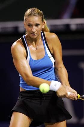 Tatiana Golovin (Frankreich) - beidhändige Rückhand -  Tennis Damen Japan Open 2005, WTA Tour, Finale Einzelbild aflo1045 Tokio