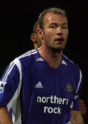 Alan Shearer (Newcastle) blutet an der Lippe -  Fußball Herren Carling Cup 2005 2006, Pokal, Englischer Ligapokal, Pokalspiel, Newcastle United Einzelbild League, Grimsby