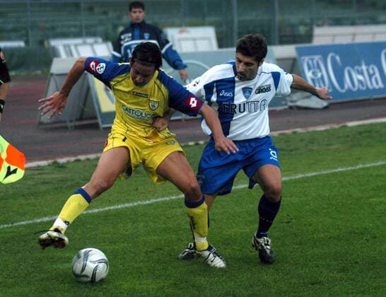 Franco Semioli (Chievo Verona, li.) gegen Riccardo Bonetto (Empoli) -  Fußball Herren Serie A 2005 2006, 1. Italienische Liga, AC Chievo Verona - Empoli FC 2:2 Gruppe Chievo Dynamik,