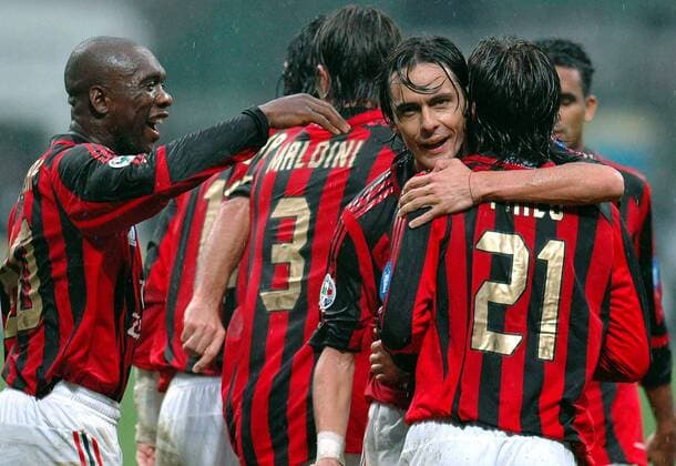 Torjubel Milan, v.li.: Clarence Seedorf, Paolo Maldini, Alberto Gilardino und Andrea Pirlo -  Fußball Herren Serie A 2005 2006, 1. Italienische Liga, AC Mailand Gruppe Mailand Freude,