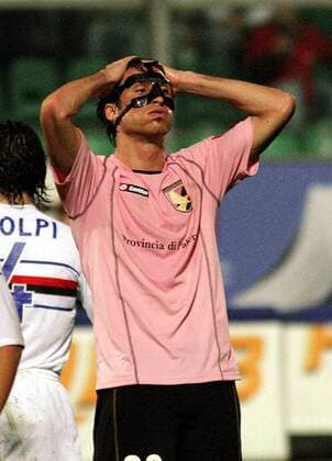 Andrea Caracciolo (Palermo) verzweifelt -  Fußball Herren Serie A 2005 2006, 1. Italienische Liga, US Palermo - Sampdoria Genua 0:2 Einzelbild Palermo Enttäuschung, Verzweiflung,