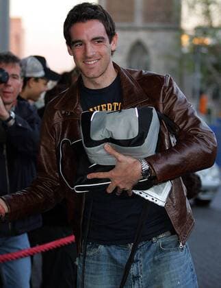 Christoph Metzelder (Deutschland) gut gelaunt bei seiner Ankunft im Hotel Intercontinental in Köln Fußball Herren Nationalmannschaft 2005, Nationalteam Einzelbild Köln