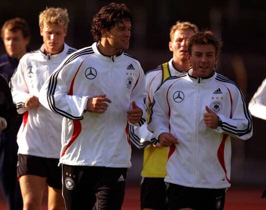 Michael Ballack (li.) und Bernd Schneider (beide Deutschland) beim Lauftraining Fußball Herren Nationalmannschaft 2005, Nationalteam, Training, Vorbereitung, Gruppe Köln