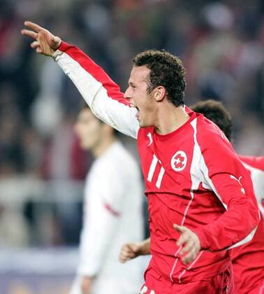 Marco Streller (Schweiz) - Torjubel Fußball Länderspiel Herren Weltmeisterschaftsqualifikation 2005, Qualifikation, Länderspiel, Playoffs, Playoff, Play Offs, Off Einzelbild Istanbul Freude, Begeisterung,