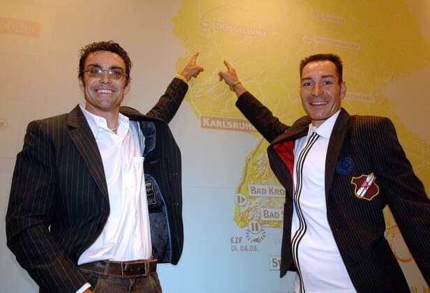 Erik Zabel (T Mobile, re.) und Marcel Wüst (beide Deutschland) freuen sich auf Düsseldorf - der Start der Deutschlandtour 2006 Radsport Herren Vorschau 2005 Deutschland Tour 2006, Deutschlandtour, ProTour, Straßenradsport, Straße, Rad Gruppe Düsseldorf