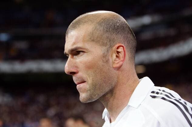 Zinedine Zidane (Real Madrid) nachdenklich Fußball EC 1 Herren Champions League 2005 2006, Real Madrid Porträt pan11548 Madrid Nachdenklichkeit,  