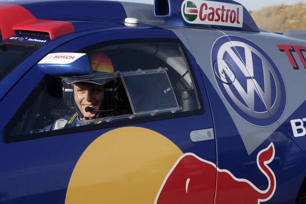 Jutta Kleinschmidt (Deutschland Volkswagen) im Cockpit ihres VW Race Touareg 2 Motorsport Damen Rallyesport 2005, Autorallye, Rallye, Autorennen, Automobilrennsport Einzelbild Helmstedt