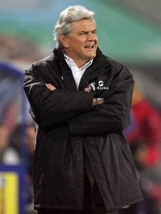 Trainer Uwe Rapolder (Köln) verärgert Fußball 1. BL Herren Saison 2005 2006, 1. FC Köln Einzelbild Duisburg