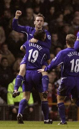 James McFadden (oben) und Nuno Valente (beide Everton) - Torjubel - EDITORIAL USE ONLY. No use with unauthorised audio, video, data, fixture lists, club league logos or live services. Online in-match use limited to 120 images, no video emulation. No use in betting, games or single club league player publications. Fußball Herren English Premier League 2005 2006, 1. englische Liga, FC Everton, Gruppe Manchester Freude,