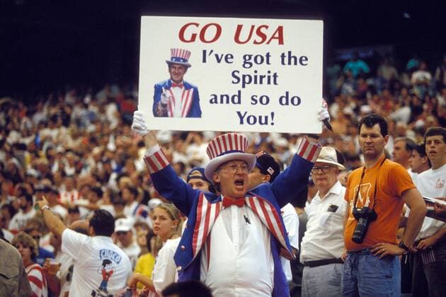 Go USA: Ive got the sprit and so do! - ein eingefleischter amerikanischer Fan hat den festen Glauben an sein Team und so glaubt er dieses habe diesen auch Fußball WM Herren Weltmeisterschaft 1994, Nationalmannschaft, Nationalteam, Länderspiel, Gruppe A Totale Detroit Freude, Begeisterung,