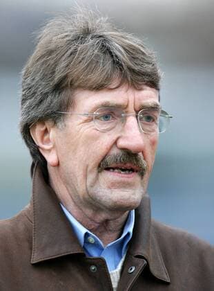 Spielerberater Gerd vom Bruch (Deutschland) Fußball 1. BL Herren Saison 2005 2006 Porträt Hannover