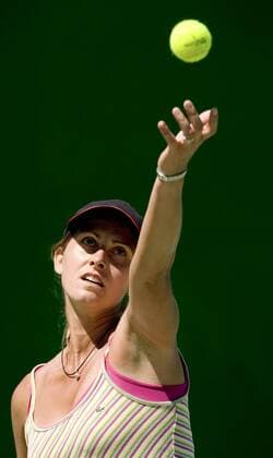 Maria Sanchez Lorenzo (Spanien) - Aufschlag Tennis Damen Australian Open 2006, Grand Slam, WTA Tour Einzelbild Melbourne