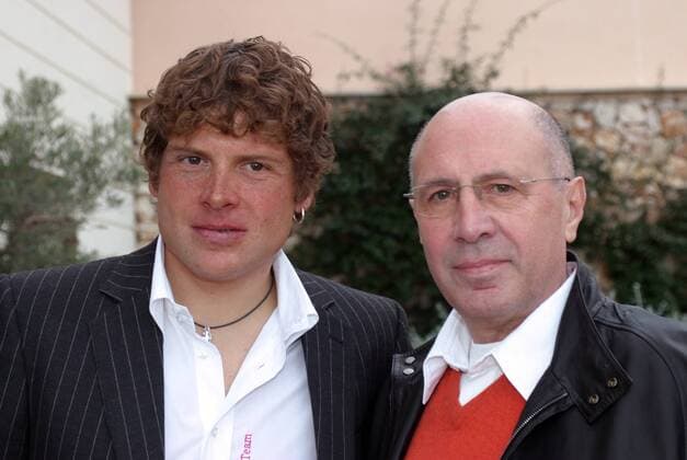 Jan Ullrich (Deutschland T Mobile, li.) mit seinem Manager Wolfgang Strohband (Deutschland) Radsport Herren Straßenradsport 2006, Straße, Rad, Vdig Gruppe Mallorca