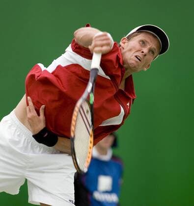 Lars Burgsmüller (Deutschland) - Aufschlag Tennis Herren Australian Open 2006, ATP Tour, Grand Slam Einzelbild Melbourne Dynamik