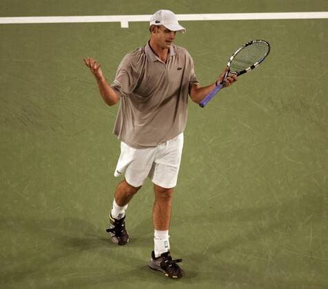 Andy Roddick (USA) ratlos Tennis Herren Australian Open 2006, Grand Slam, ATP Tour, Hartplatz, Hardcourt, Hartplatztennis, Hartplatzturnier Einzelbild Melbourne Enttäuschung,