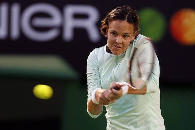 Lindsay Davenport (USA) - beidhändige Rückhand Tennis Damen Australian Open 2006, Grand Slam, WTA Tour, Einzelbild Melbourne Dynamik