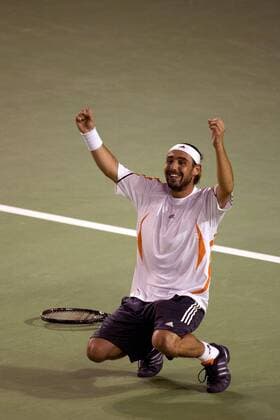 Marcos Baghdatis (Zypern) - Schlußjubel Tennis Herren Australian Open 2006, Grand Slam, ATP Tour, Hartplatz, Hardcourt, Hartplatztennis, Hartplatzturnier Einzelbild Melbourne Freude,