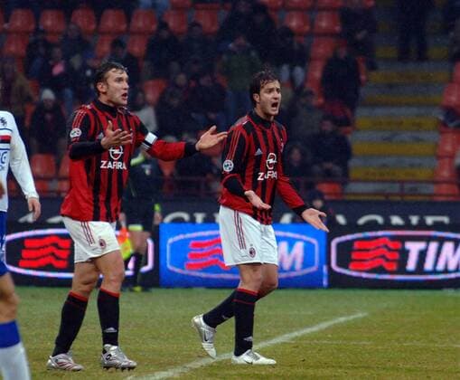 Andriy Shevchenko (li.) und Alberto Gilardino (beide Milan) beschweren sich - Fußball Herren Serie A 2005 2006, 1. Italienische Liga, AC Mailand Gruppe Mailand