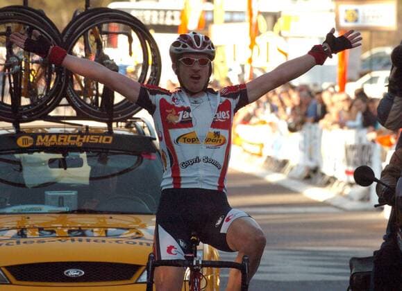 Frederik Willems (Belgien Chocolade Jacques Topsport Vlaanderen) gewinnt die 1. Etappe der Rundfahrt Stern von Besseges 2006 -  Radsport Herren Etoile de Besseges 2006, Straßenradsport, Straße, Rad Einzelbild 1. Etappe: Marseille - Luminy Freude,
