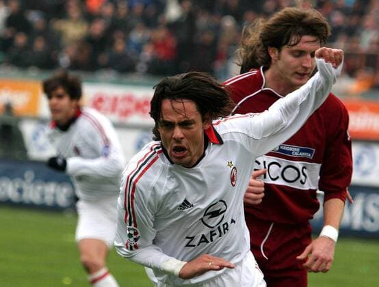 Torschütze Filippo Inzaghi (Milan, vorn) jubelt, dahinter Antonio Giosa (Reggina) -  Fußball Herren Serie A 2005 2006, 1. Italienische Liga, Reggina Calcio - AC Mailand 1:4 Gruppe Reggina Dynamik, Begeisterung, Freude,