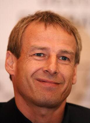 Bundestrainer Jürgen Klinsmann (Deutschland) Fußball Herren Nationalmannschaft 2006, Nationalteam, Pressekonferenz, PK, Pressetermin Porträt Florenz Freude,